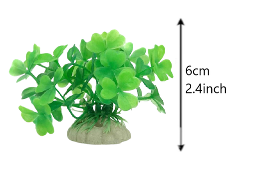 green plastic clover with measurements of 6cm or 2.4 inches